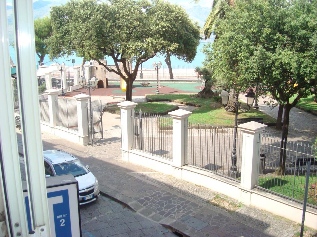 In Vacanza A Gaeta - L'Elica Bagian luar foto