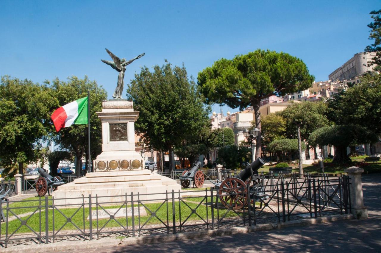 In Vacanza A Gaeta - L'Elica Bagian luar foto