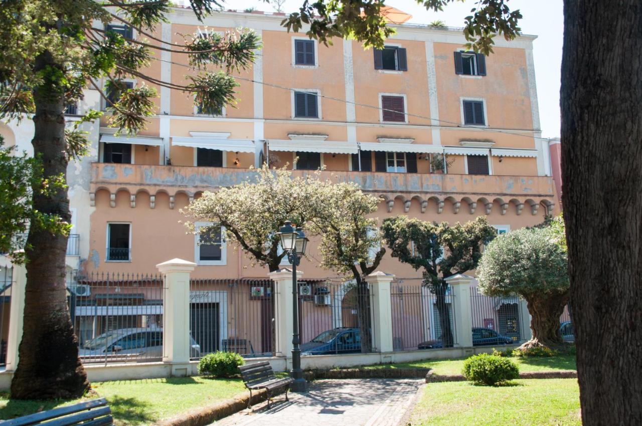 In Vacanza A Gaeta - L'Elica Bagian luar foto